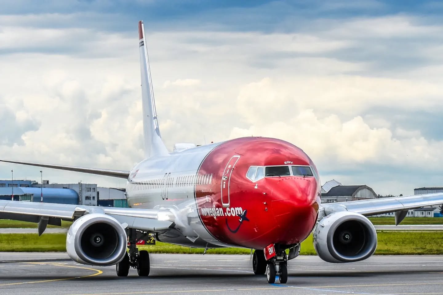 How do i talk to a real person on Norwegian airlines