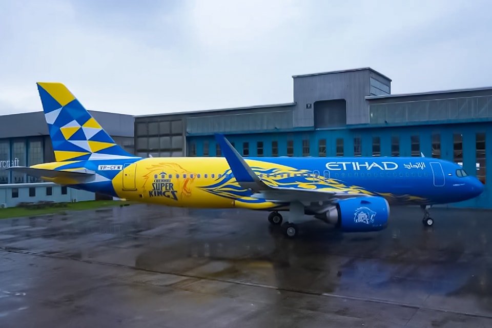How to change name on Etihad Flight Ticket