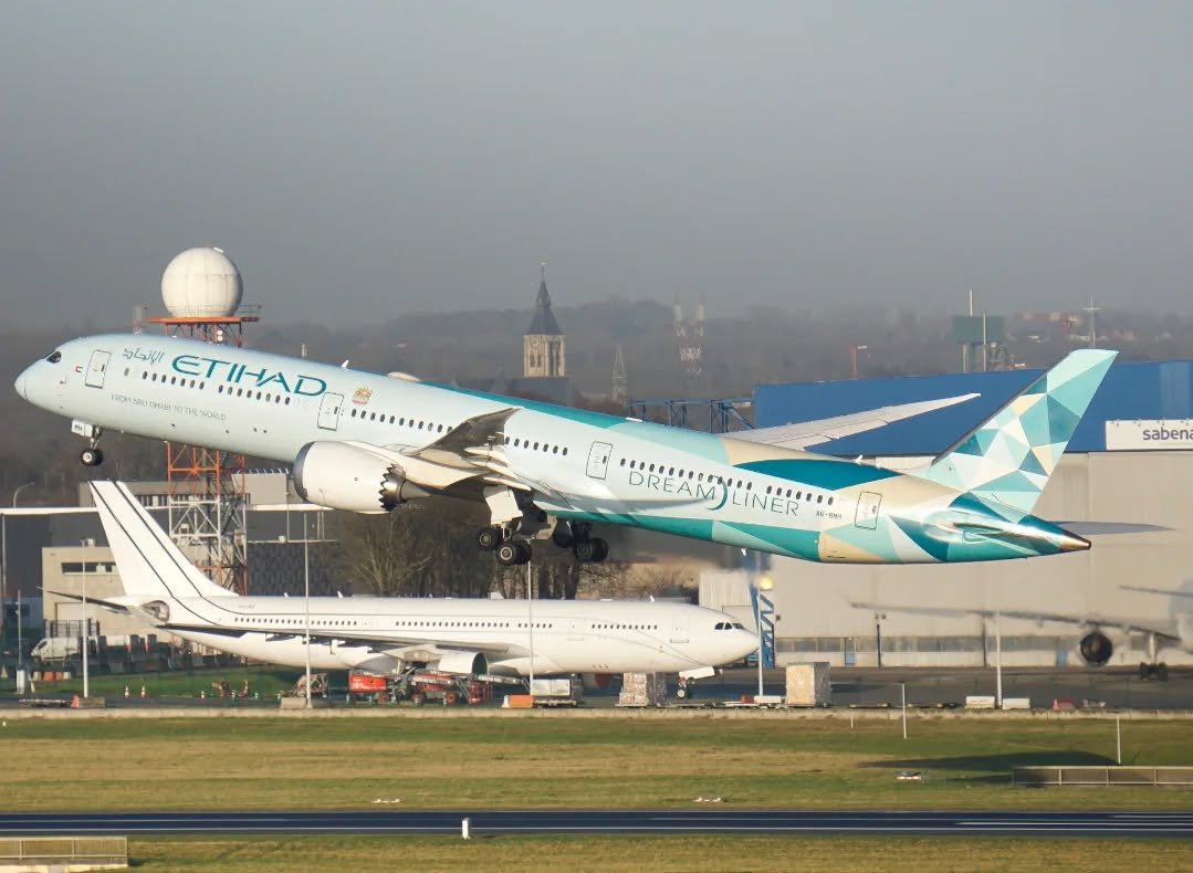 Can I change my Name on an Etihad Airlines Flight ticket?