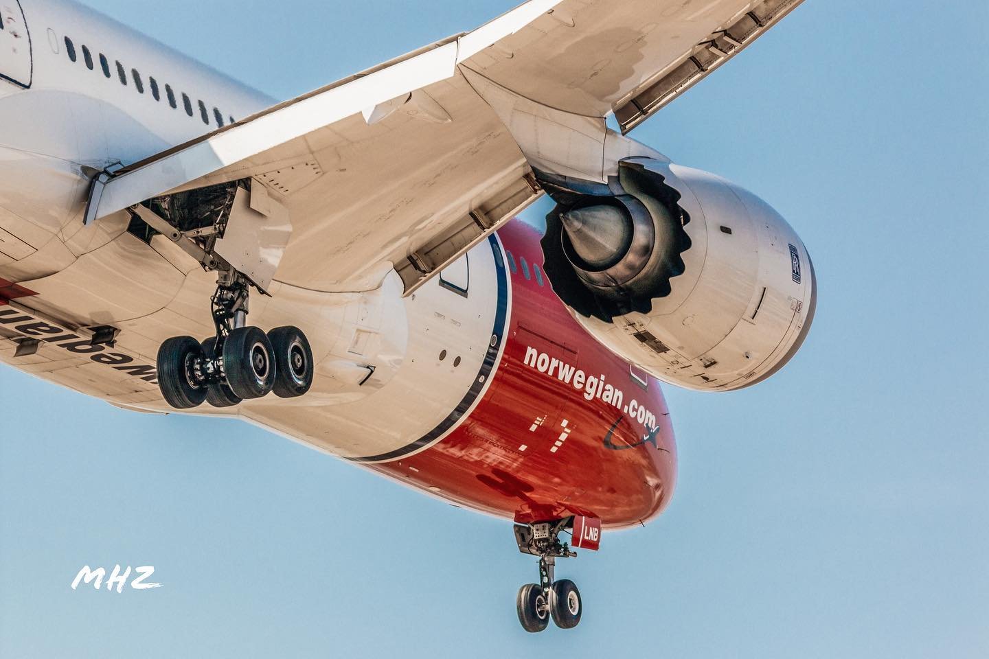 Replace passenger name on Norwegian flight ticket